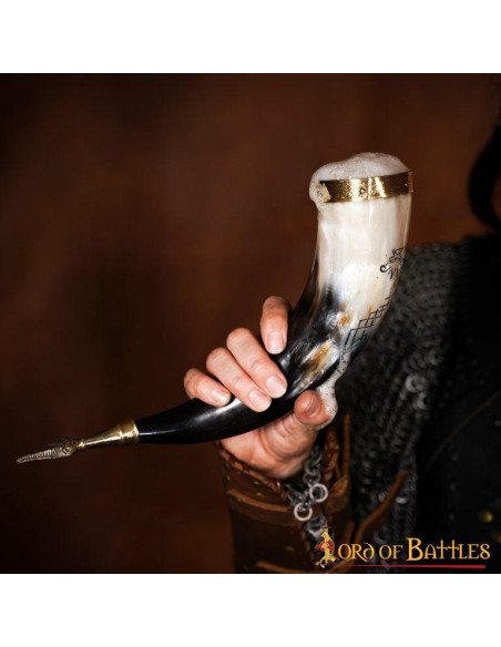 Corne à boire viking modèle Jormungandr