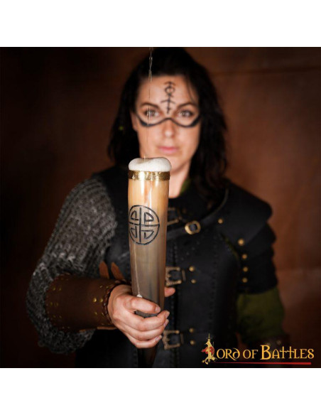 Corne à boire noeud celtique