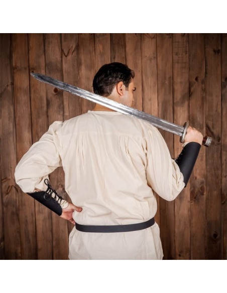 Bracelets médiévaux lisses faits à la...