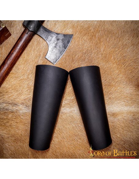 Bracelets médiévaux lisses faits à la...