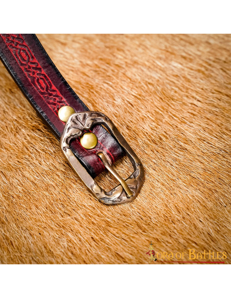 Ceinture médiévale grenat avec motif...