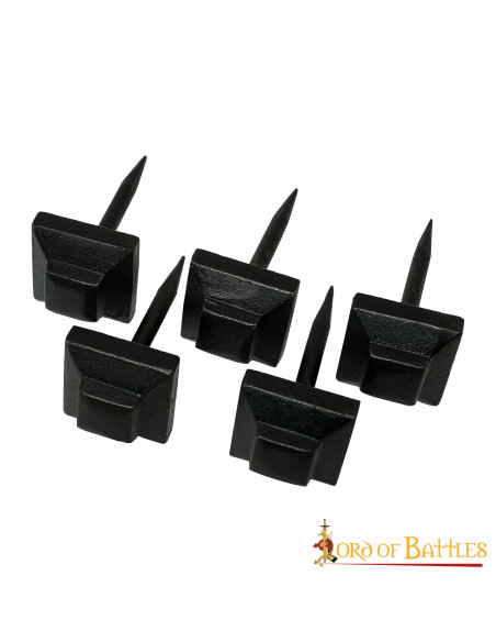 Set 5 clous médiévaux forgés (7,4 cm.)