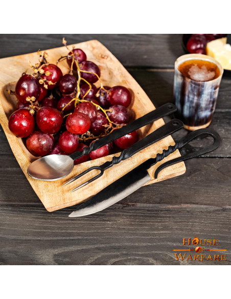 Ménagère médiévale : cuillère,...