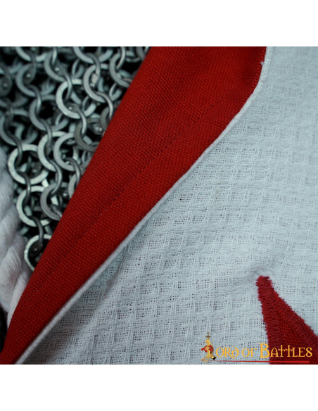 Cape des Templiers avec capuche