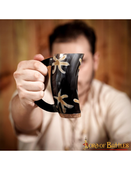 Chope à bière en corne de boeuf viking