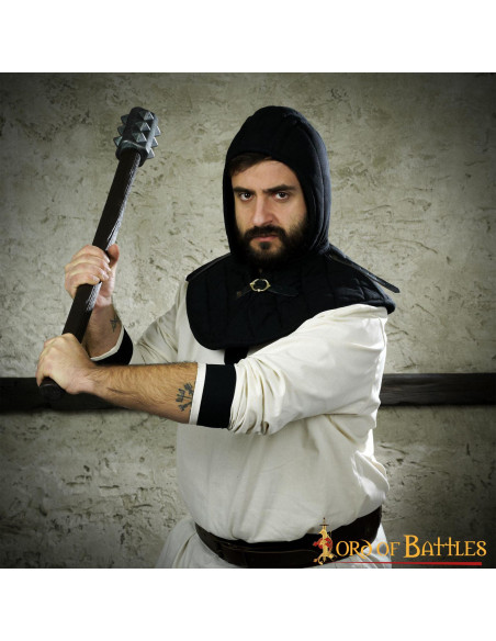 Crêpe matelassé avec gorget médiéval