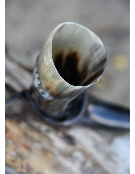 Corne celtique Vegvísir avec support...