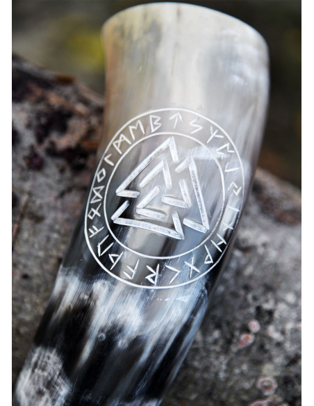 Corne celtique Valknut avec support...