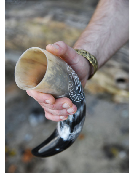 Corne celtique Valknut avec support...