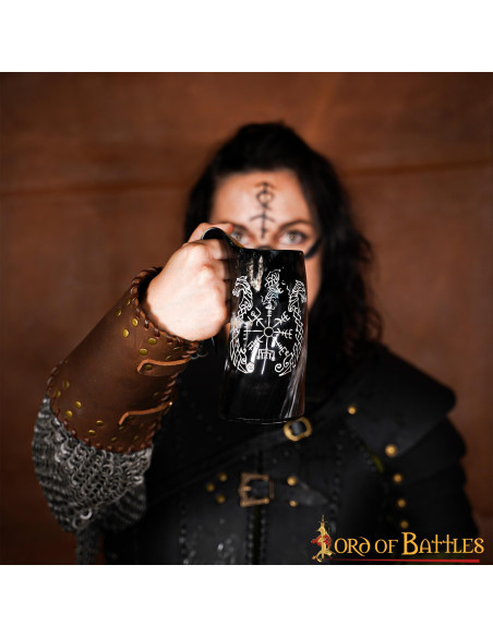 Chope à bière celtique Vegvísir...