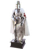 Armure des Templiers avec croix sur la poitrine