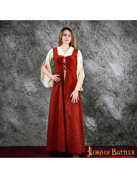 Femme mariée médiévale Izani