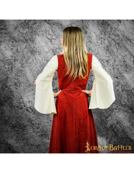 Femme mariée médiévale Izani