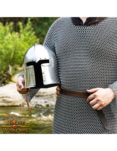 Barbute italienne en acier, XVe siècle