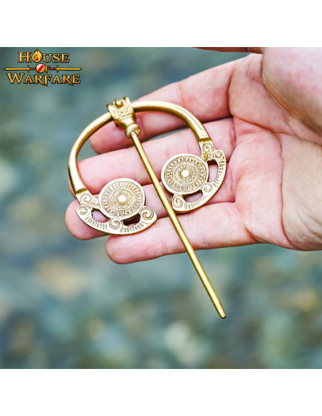 Fibule celtique et viking en laiton...