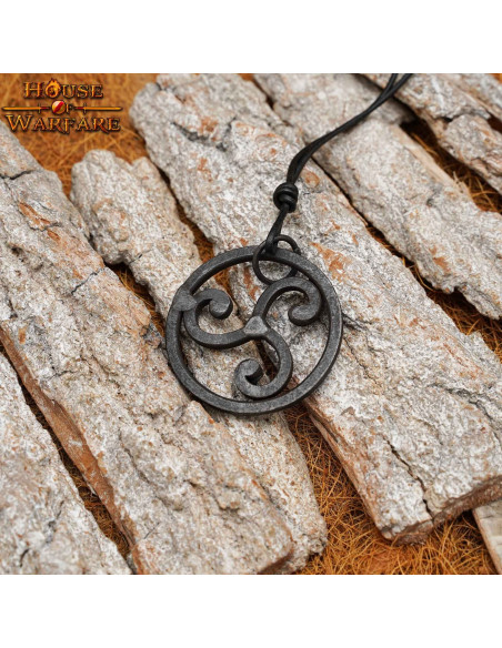 Pendentif Triskelion celtique forgé à...