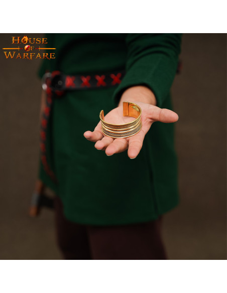 Bracelet médiéval en laiton (16,5 cm.)