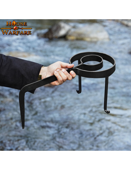 Trépied de cuisine médiéval forgé à...