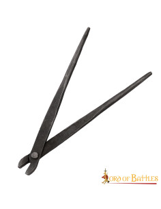 Riveteuse pour cotte de mailles avec anneaux de 9 mm.