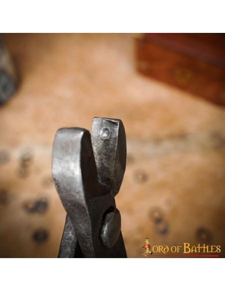 Riveteuse pour cotte de mailles avec...