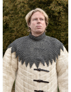 Manteau épiscopal en aluminium avec lanières et boucles...