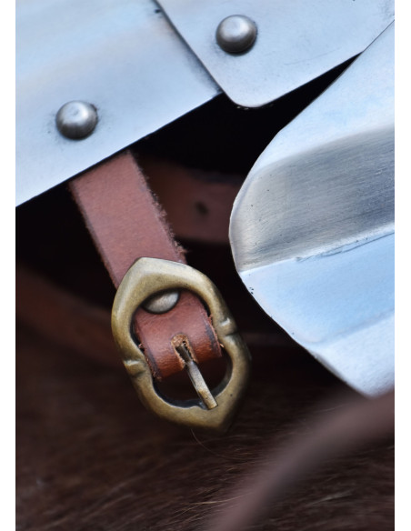 Paire de genouillères médiévales en...