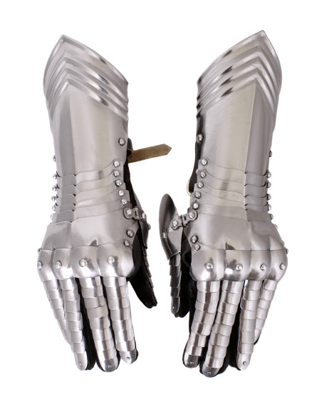 Gantelets médiévaux en acier, paire