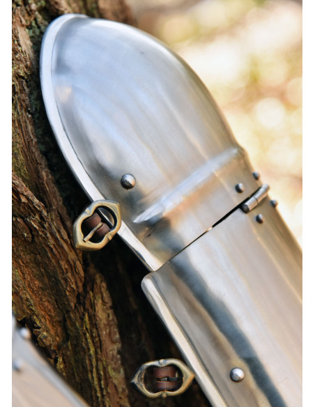 Grèves médiévales avec genouillères...