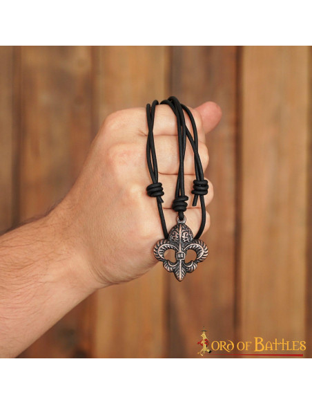 Pendentif médiéval fleur de lys en...