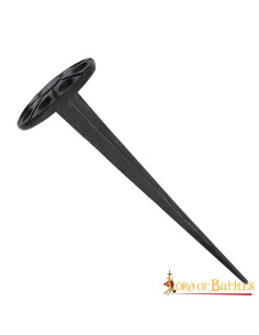Clou médiéval, tête ronde, forgé à la main (10 cm.)