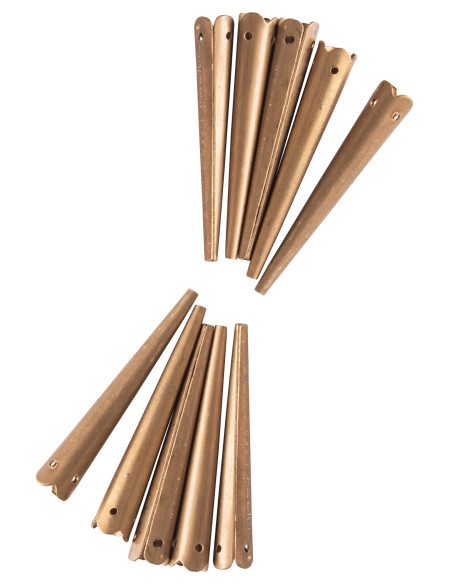 Ensemble de 10 aiglets ou entretoises...