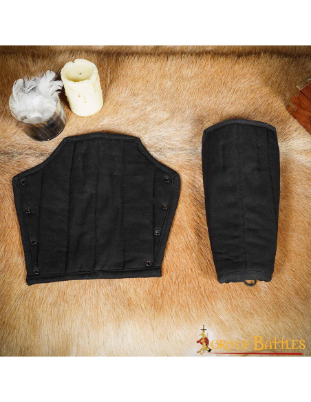 Bracelets médiévaux rembourrés en...