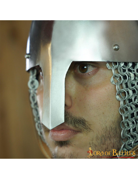 Casque nasal Olmutz XIe siècle avec...