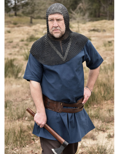 ouverture carrée de la cotte de...