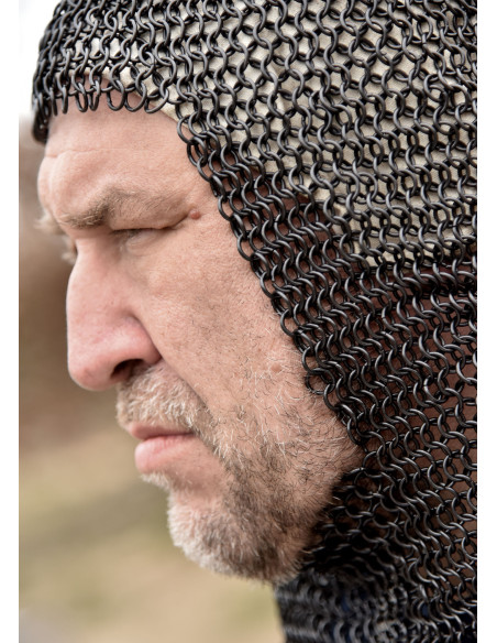 ouverture carrée de la cotte de...