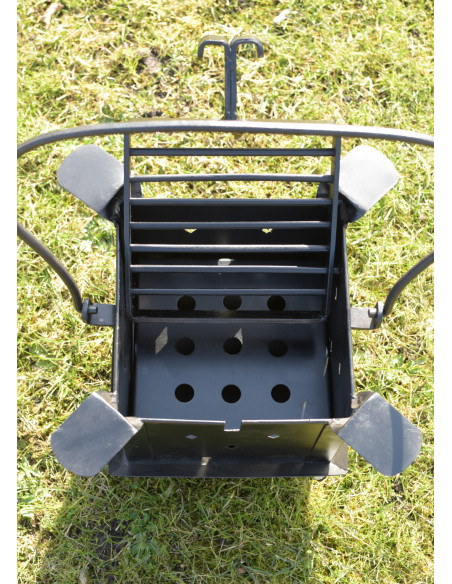 Rôtisserie et gril médiévaux pour...