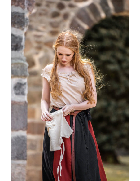 Chemisier médiéval sans manches...