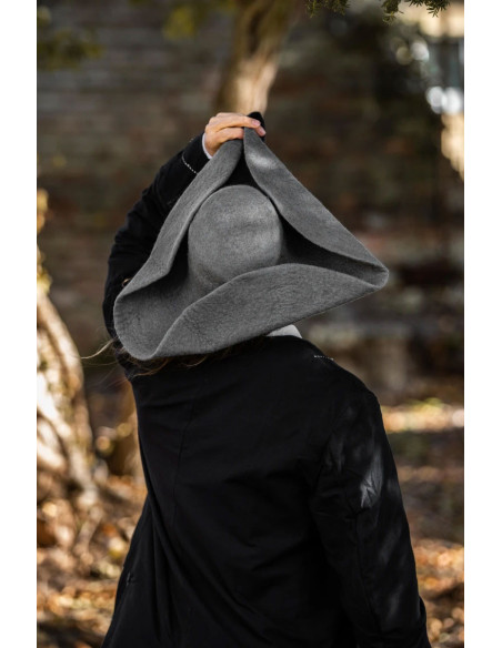 Bonnet tricorne pirate Hugo en laine,...