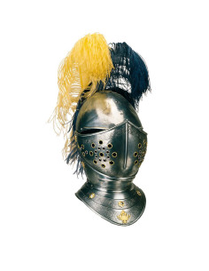 Casque de chevalier médiéval gravé, Marto