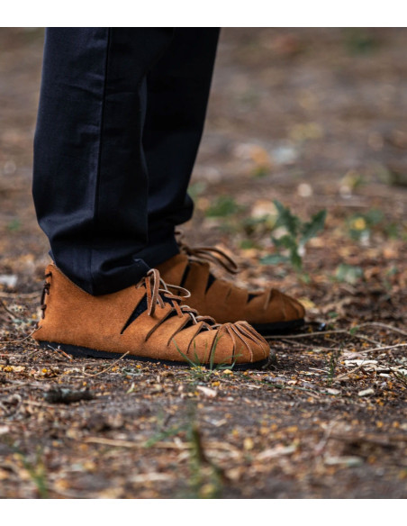 Sandales romaines basses en daim marron