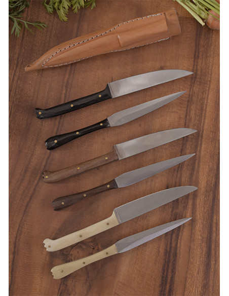 Set 2 couverts médiévaux avec housse...