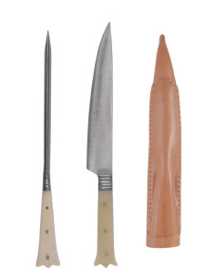 Ensemble de 2 couverts médiévaux longs crénelés - manche...