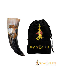 Corne de visage tribale médiévale à boire (500-600 ml.)