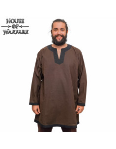 Tunique classique nordique et médiévale en coton marron