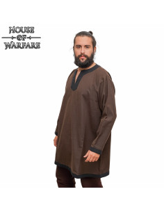 Tunique classique nordique et médiévale en coton marron 2