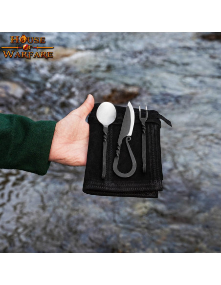 Jeu de 3 couverts médiévaux forgés...