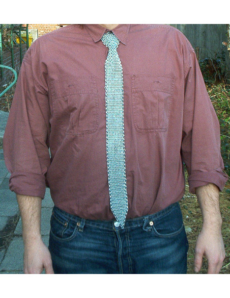 Cravate médiévale avec anneaux en...