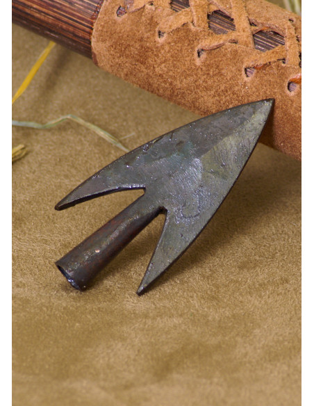 Pointe de flèche forgée à la main...