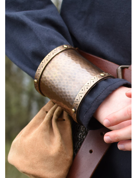 Bracelet celtique en laiton (9,5 cm)