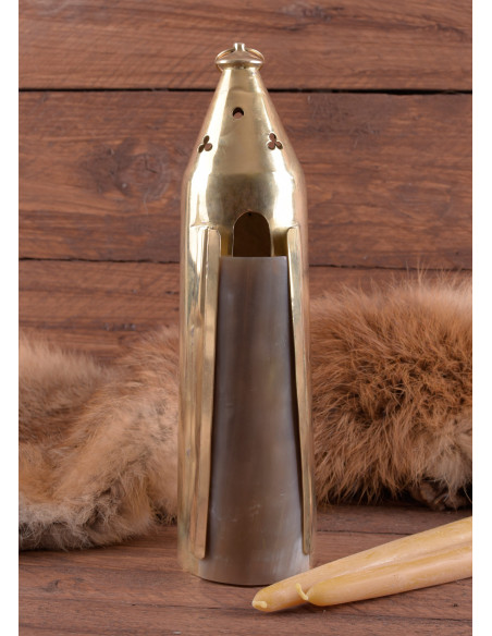 Lanterne médiévale en laiton avec...